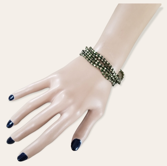 Hand Crafted Boho Six Piece Glass and Metal Bead Stackable Bracelet Set - Picture 4 of 7